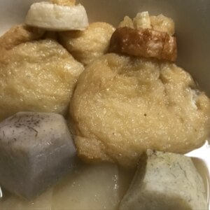 爪楊枝いらず！おでんの餅巾着をちくわで閉じる作り方